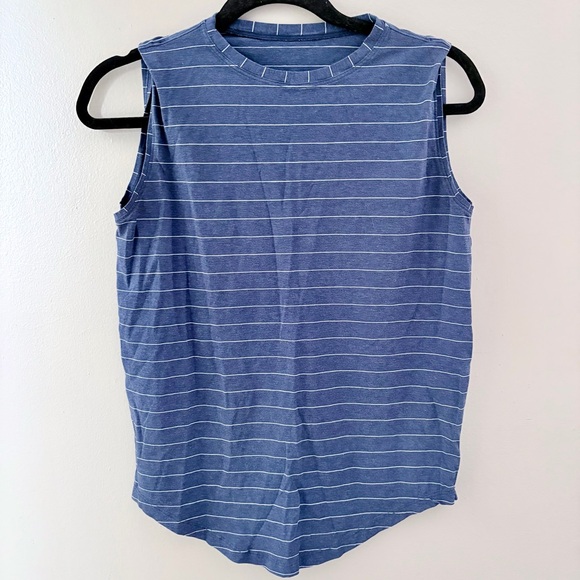 NWOT Lululemon Brunswick Muscle Tank - Picture 3 of 7